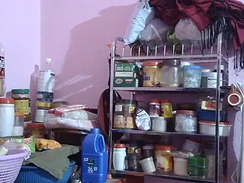 Pooja-suman's cam snapshot