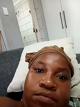 nuttynari's cam snapshot