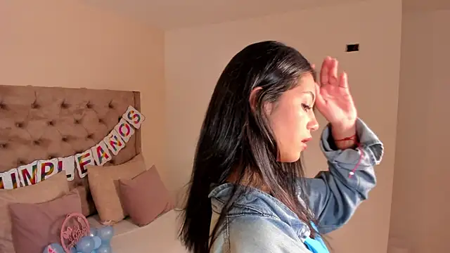 ivy_sinclair's web cam