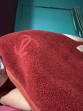 horney_dreamgirl2's cam snapshot