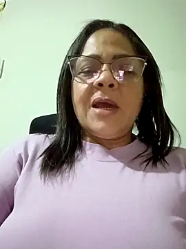 Angie_milf50's cam snapshot