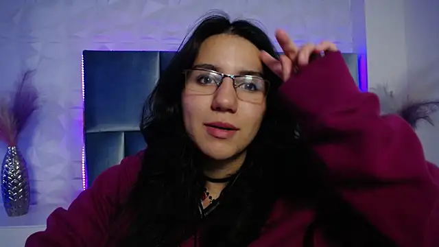 HollyPeach's cam snapshot