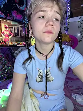 Cutiepiespanks live sex cam