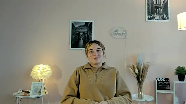 VeniceMostrom's cam snapshot