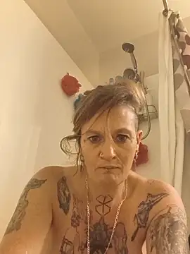 renegade_vyxxen's cam snapshot