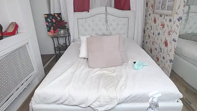 AmiHotGranny's cam snapshot