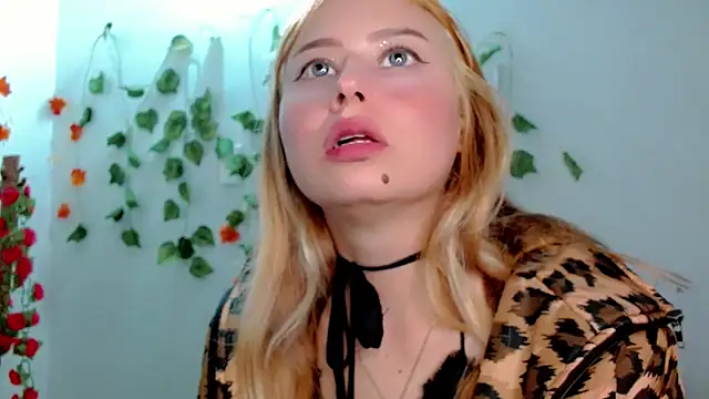 SabrinaOlsons's cam snapshot