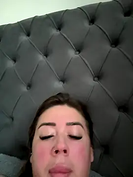 BadBitchClaudia's cam snapshot