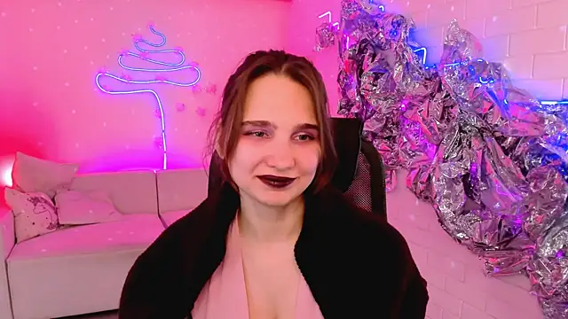 TessaMill's cam snapshot