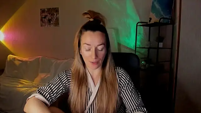 RebeccaMartinez's cam snapshot