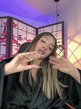 Victoria_Adams14's cam snapshot