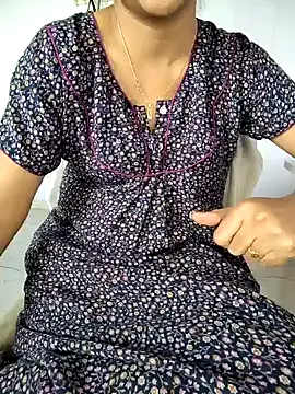 Cute-Telugu-Teacher's cam snapshot