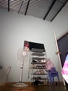 KattalellaGomez's cam snapshot