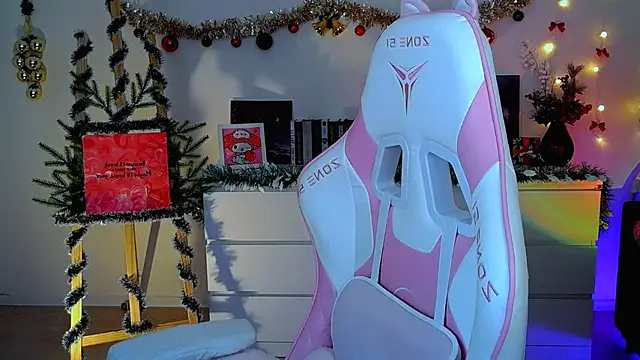 AliceCharmy's cam snapshot