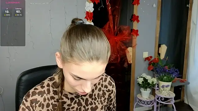 EmmyGreans's cam snapshot