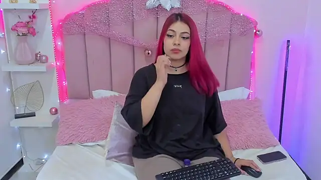 caroo_gomeez's cam snapshot