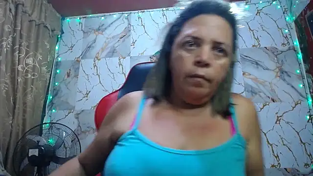 alina_maturehot's cam snapshot