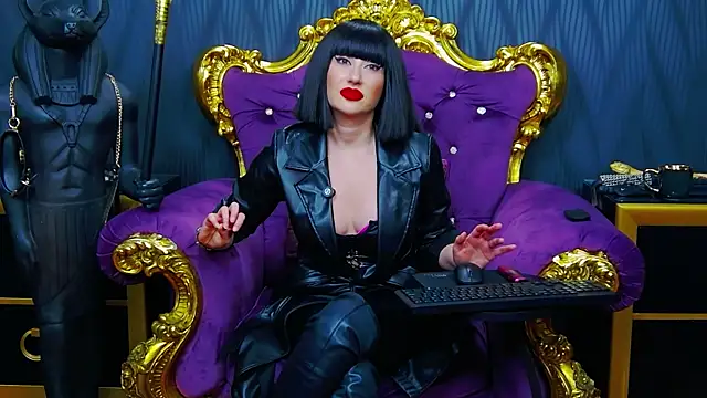 LaraMaeve's cam snapshot