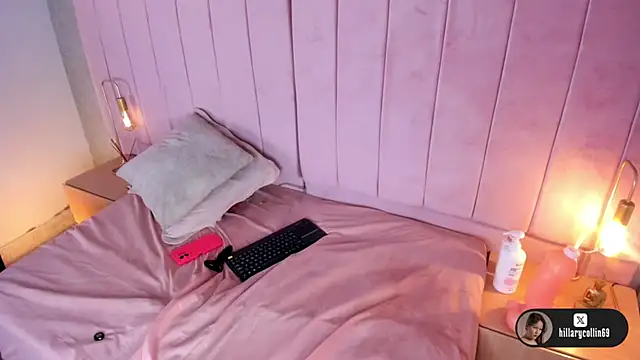 Hillary_Collins1's cam snapshot