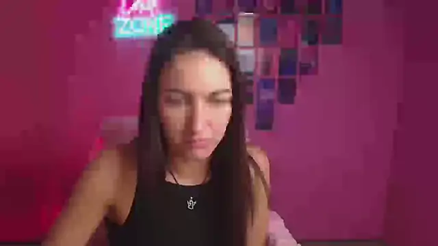 Aurora_Loveu's cam snapshot