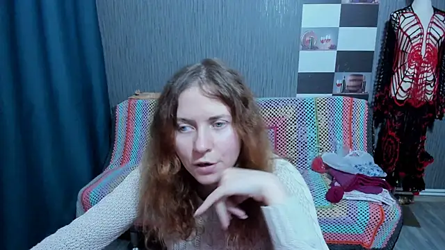 pa1e_pr1ncess's cam snapshot