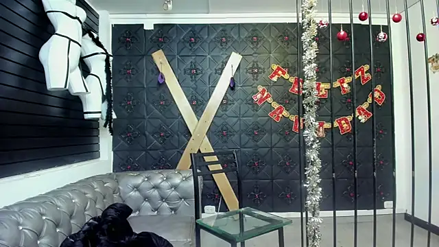 TeennNaugthy18's cam snapshot