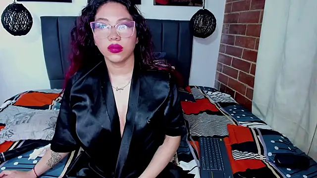 kyliejenner_hot's cam snapshot