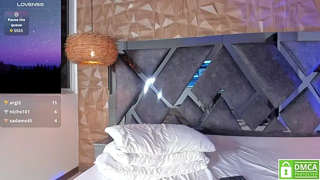 Rose_Evans__'s cam snapshot