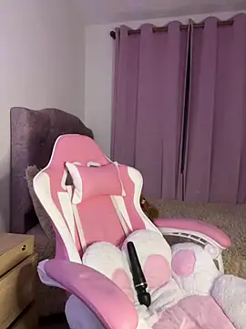 Emily-14's cam snapshot