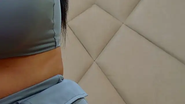 ChloeFrost's cam snapshot