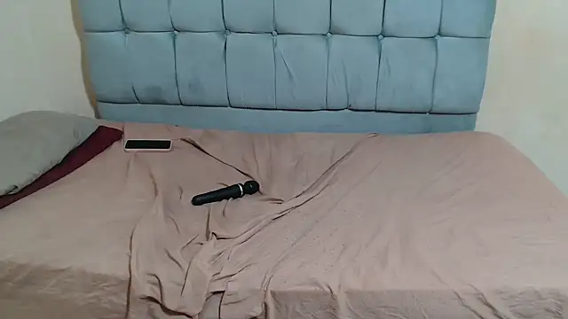 curveAss222's cam snapshot