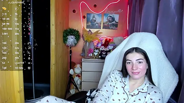 Fiery_Brunette_'s cam snapshot