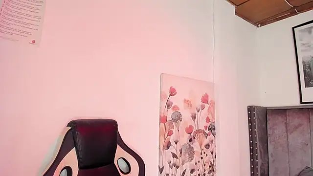 Alaia_Carter's cam snapshot