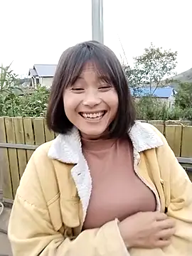 linda_bae00's cam snapshot