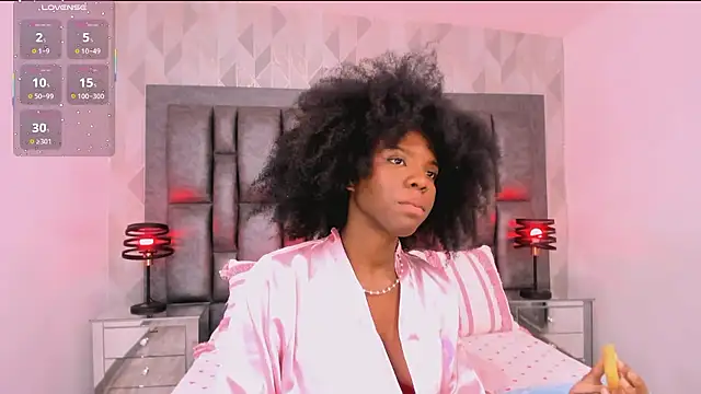 AmiraMorgan's cam snapshot