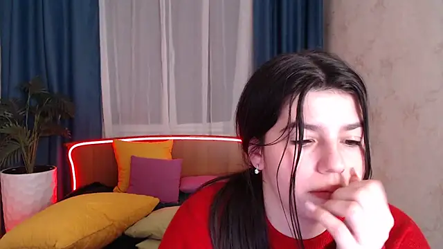 KisaModel's cam snapshot