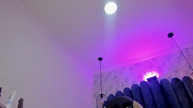 nalalye_cruzz_'s cam snapshot