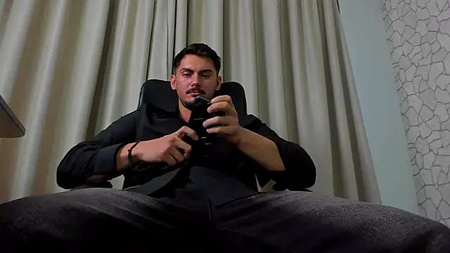 ClintMasters live sex cam