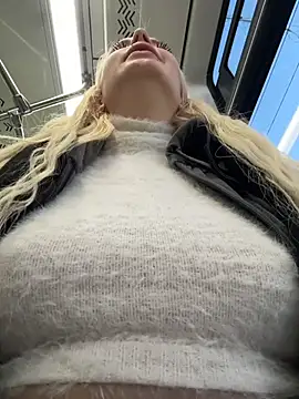 Milkyy_wway live sex cam