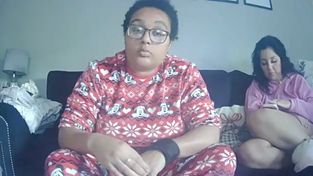 vanilla_chocolate23's cam snapshot