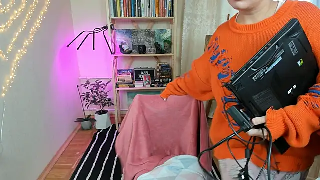 BrightDani's cam snapshot