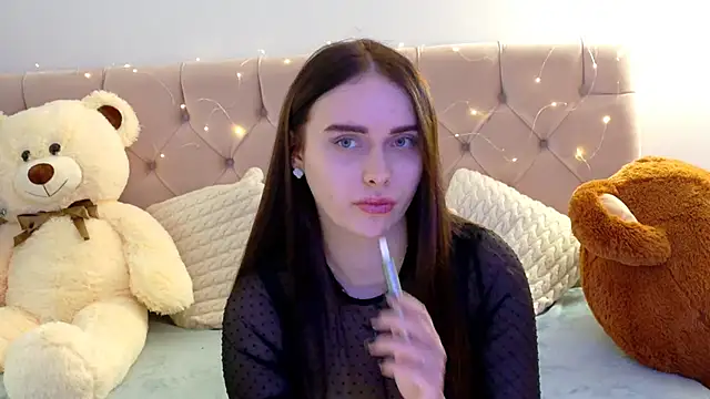 Lilliana_Moon's cam snapshot