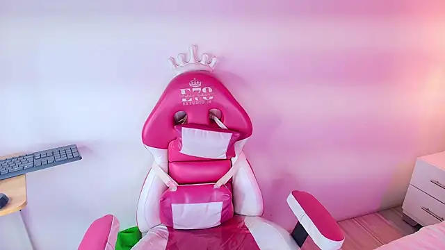 Lia_adamsss's cam snapshot