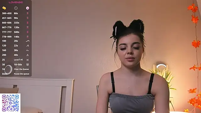 AuroraVice's cam snapshot