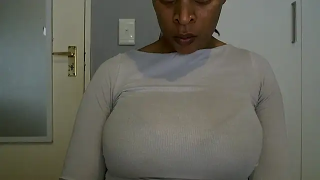 NewBeginnings8's cam snapshot