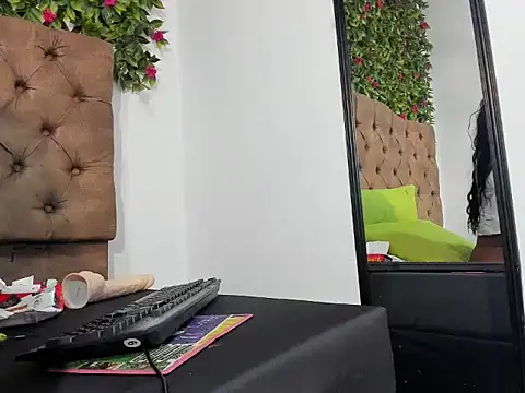 Luna_52's cam snapshot