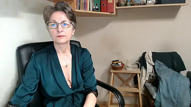 katemodel's cam snapshot