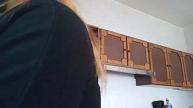 pussy_boom4u's cam snapshot