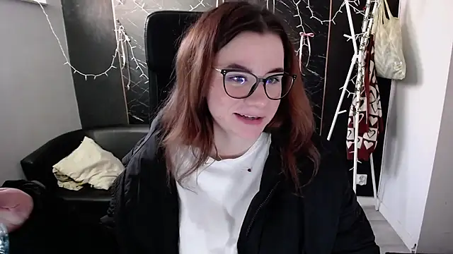 littleviki7's cam snapshot