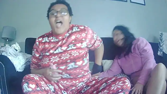 vanilla_chocolate23's cam snapshot